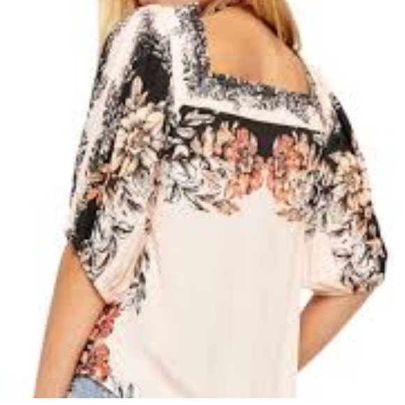 Free People WOMENS  Floral Blouse - Peach and Black small - Picture 2 of 10
